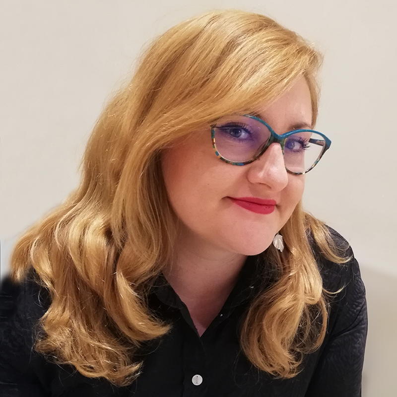 photograph of Miruna Butnaru-Troncotă