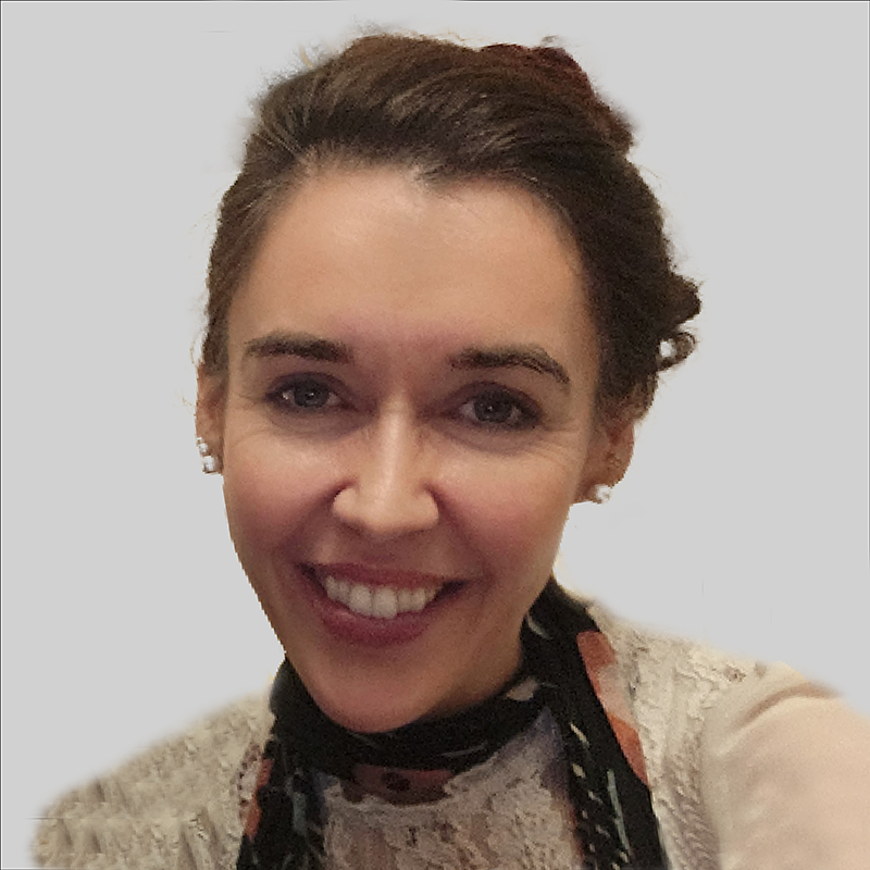 photograph of Sarah Tzinieris