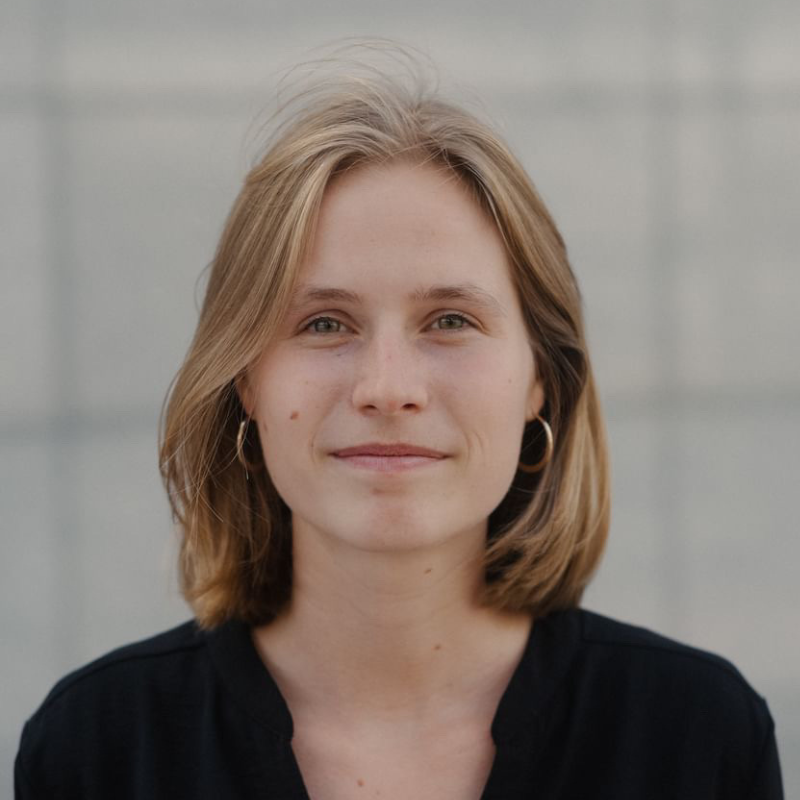 photograph of Lien Jansen