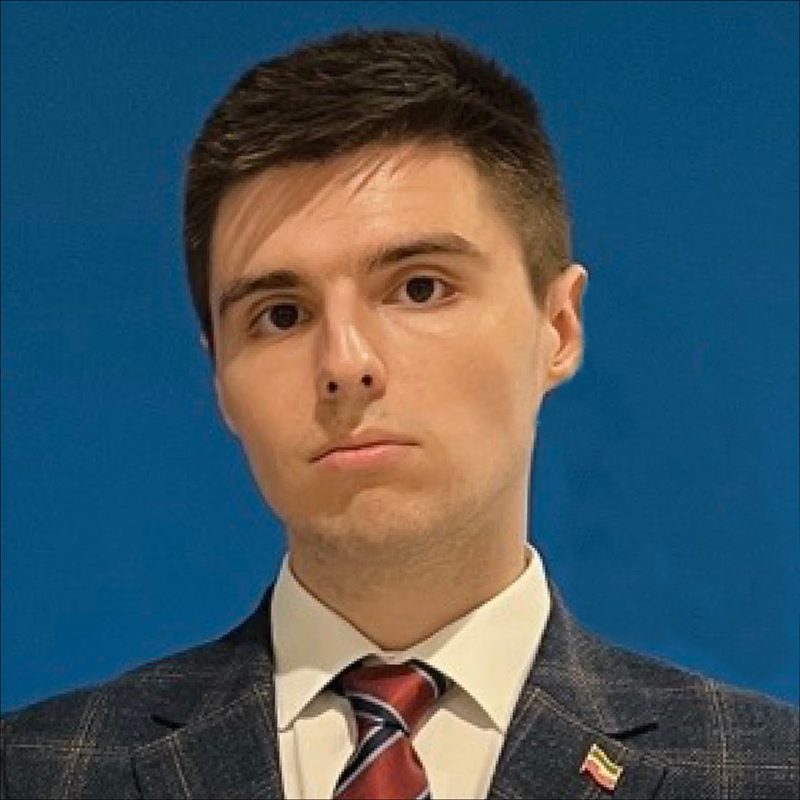 Photograph of Amir Alecperov