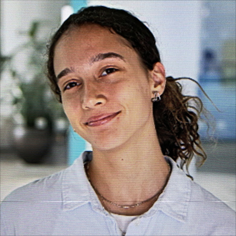 Photograph of Zoe Gueli