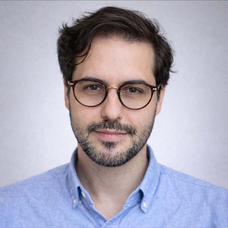 Photograph of Kaweh Kerami